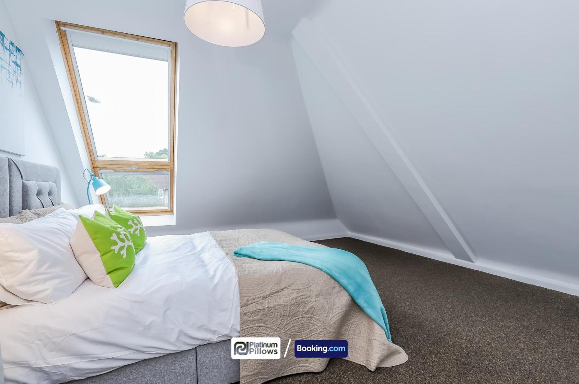 Modern Oxford 2 Bedroom Apartments, Families & Contractor Accommodation, Near John Radcliffe Hospital Bagian luar foto