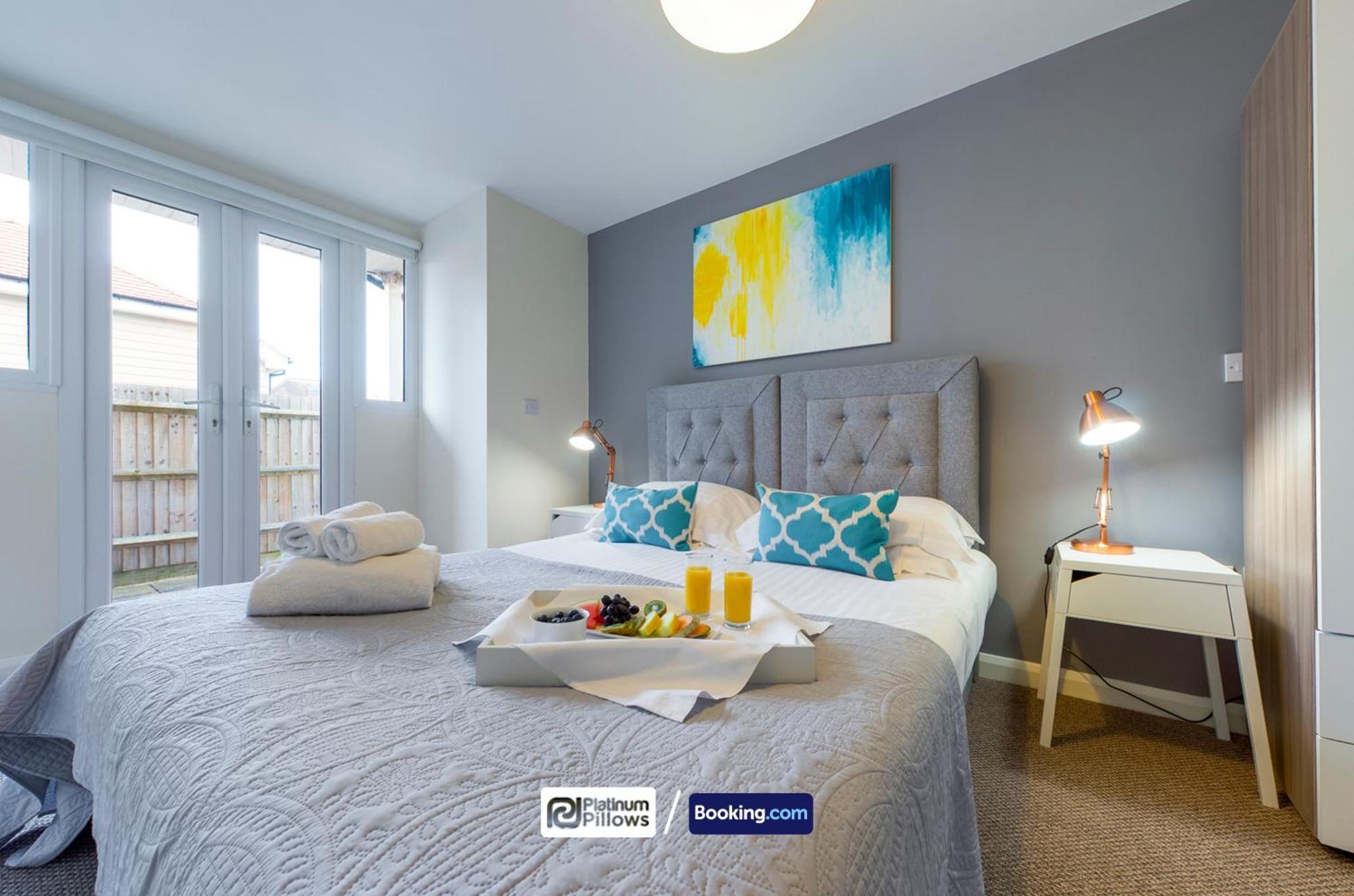 Modern Oxford 2 Bedroom Apartments, Families & Contractor Accommodation, Near John Radcliffe Hospital Bagian luar foto