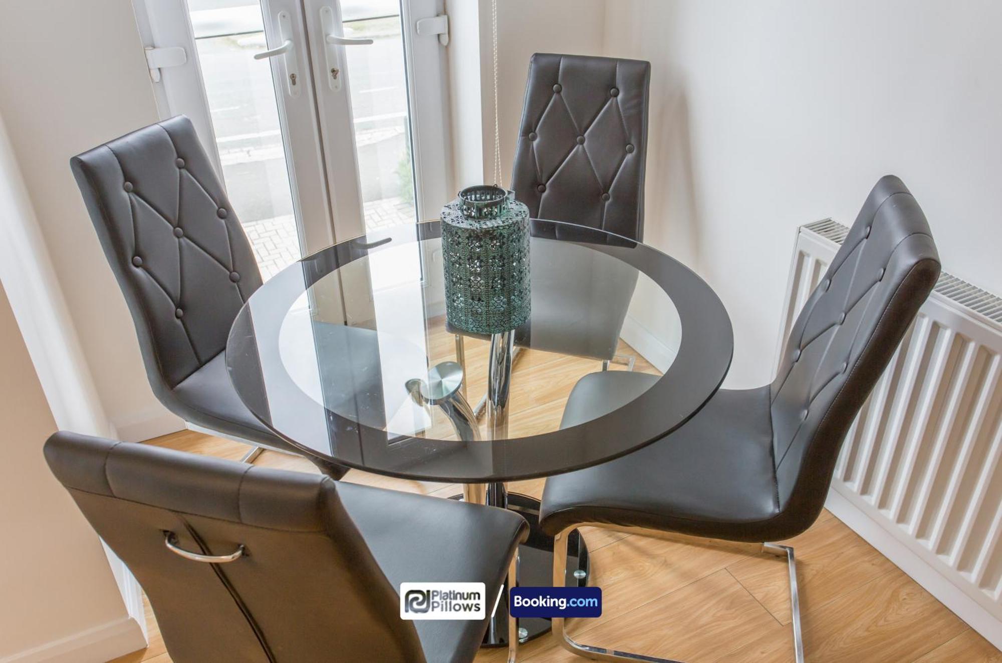 Modern Oxford 2 Bedroom Apartments, Families & Contractor Accommodation, Near John Radcliffe Hospital Bagian luar foto